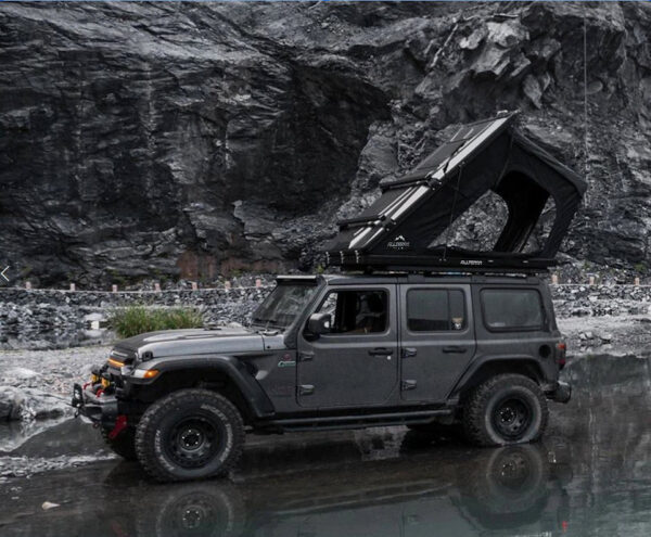 Retreat RT1 Rooftop Tent