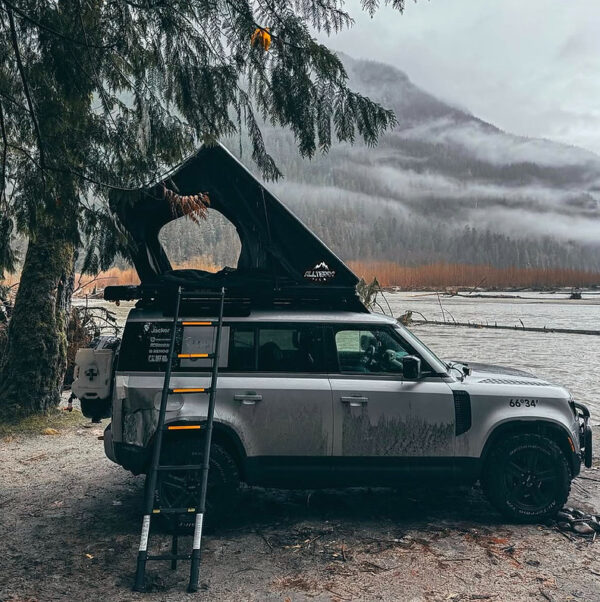 Retreat RT1 Rooftop Tent - Image 2