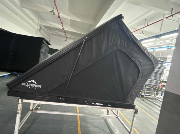 Retreat RT1 Rooftop Tent - Image 4